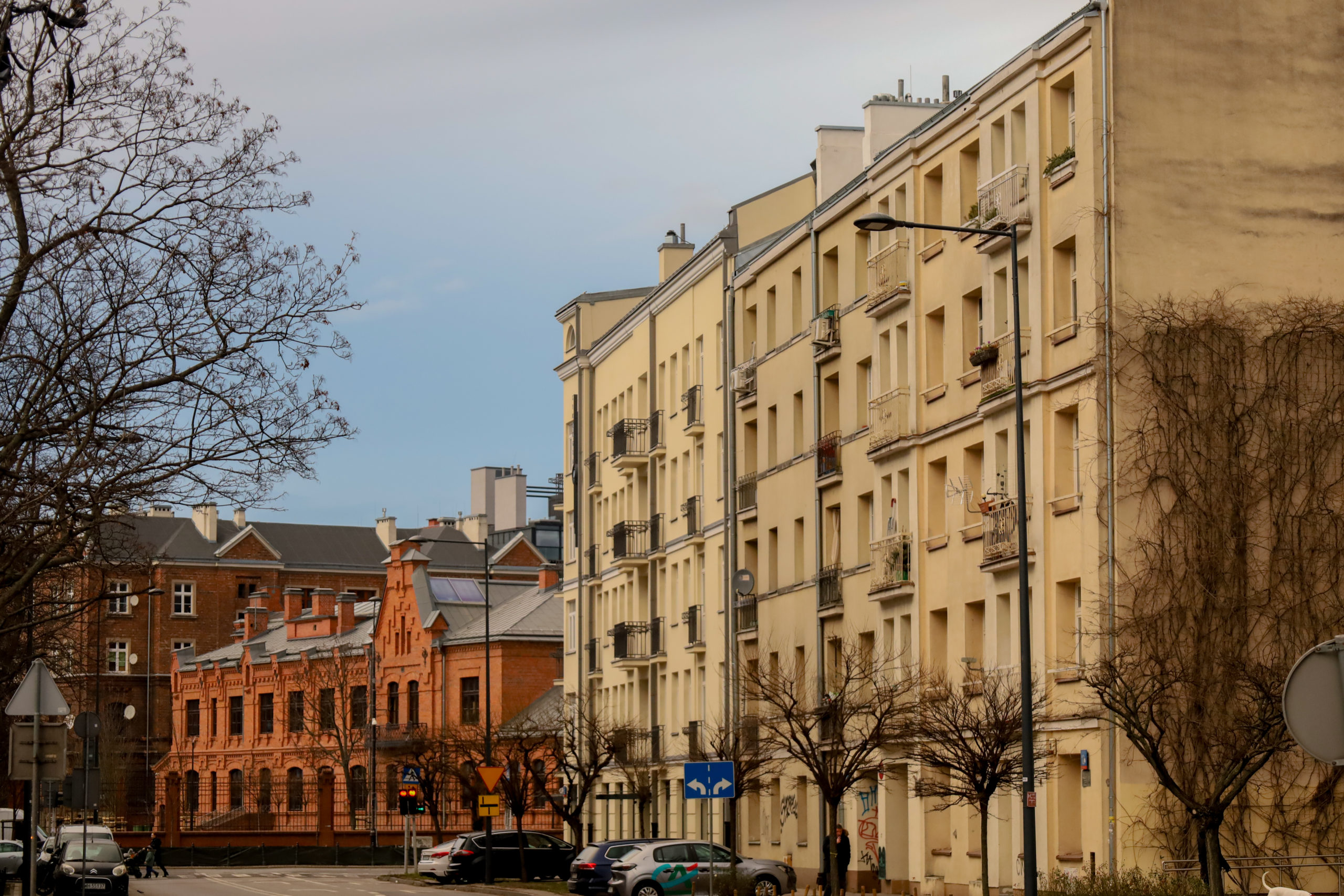 Przebudowa 10 kamienic na Ząbkowskiej i Łochowskiej